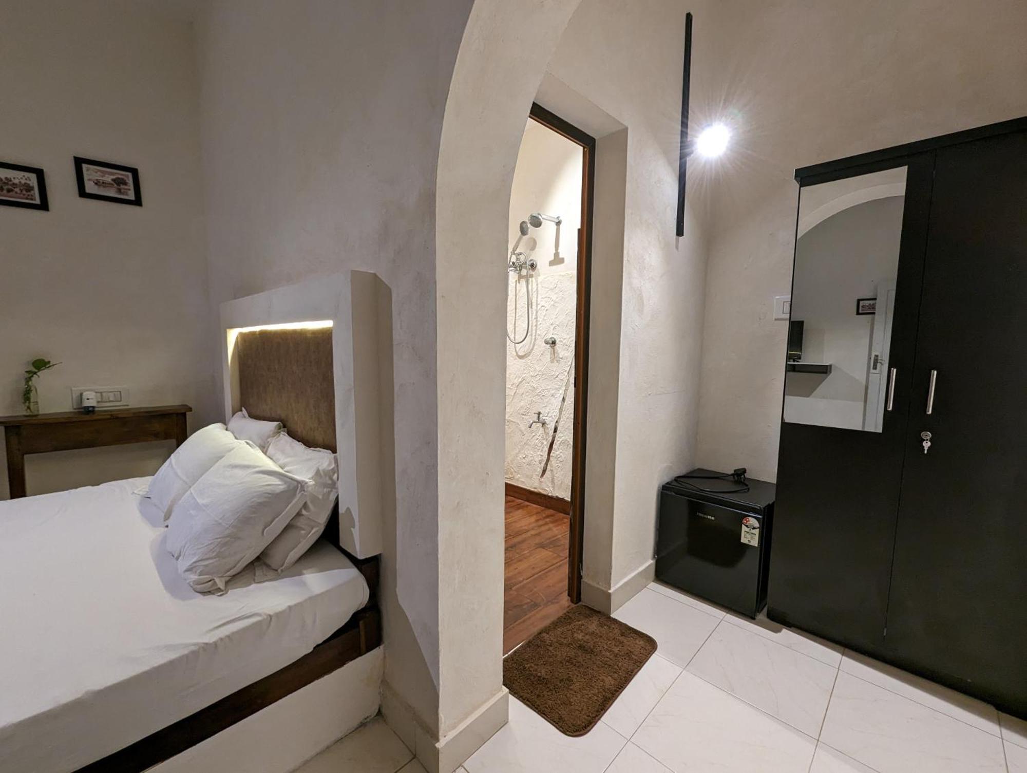 Satta Beach Deluxe Варкала Номер фото
